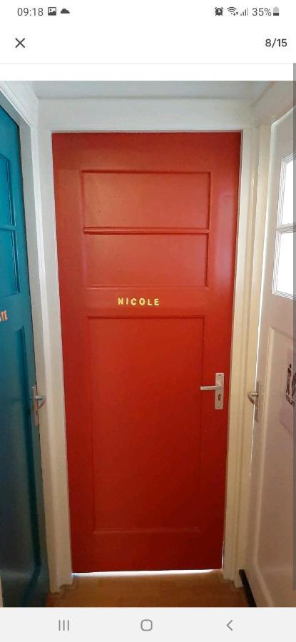 Nicole, Not For Parties, Not A Hotel, Room With Shared Bathroom, No Kitchen Amesterdão Exterior foto