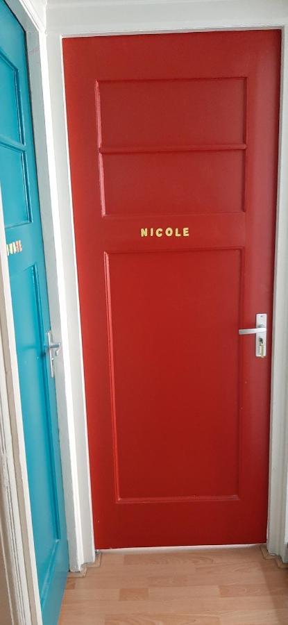 Nicole, Not For Parties, Not A Hotel, Room With Shared Bathroom, No Kitchen Amesterdão Exterior foto