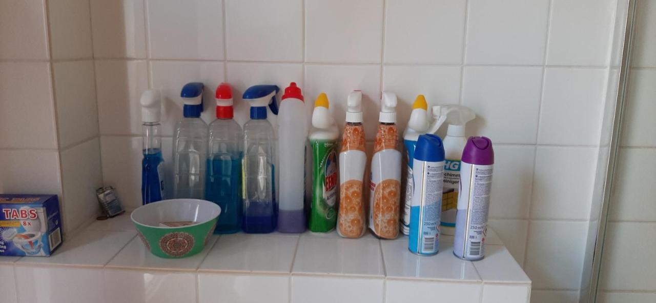 Nicole, Not For Parties, Not A Hotel, Room With Shared Bathroom, No Kitchen Amesterdão Exterior foto